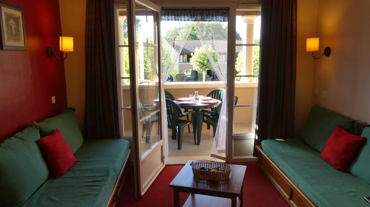 Charmant Appartement Avec Piscine. Monflanquin Eksteriør bilde